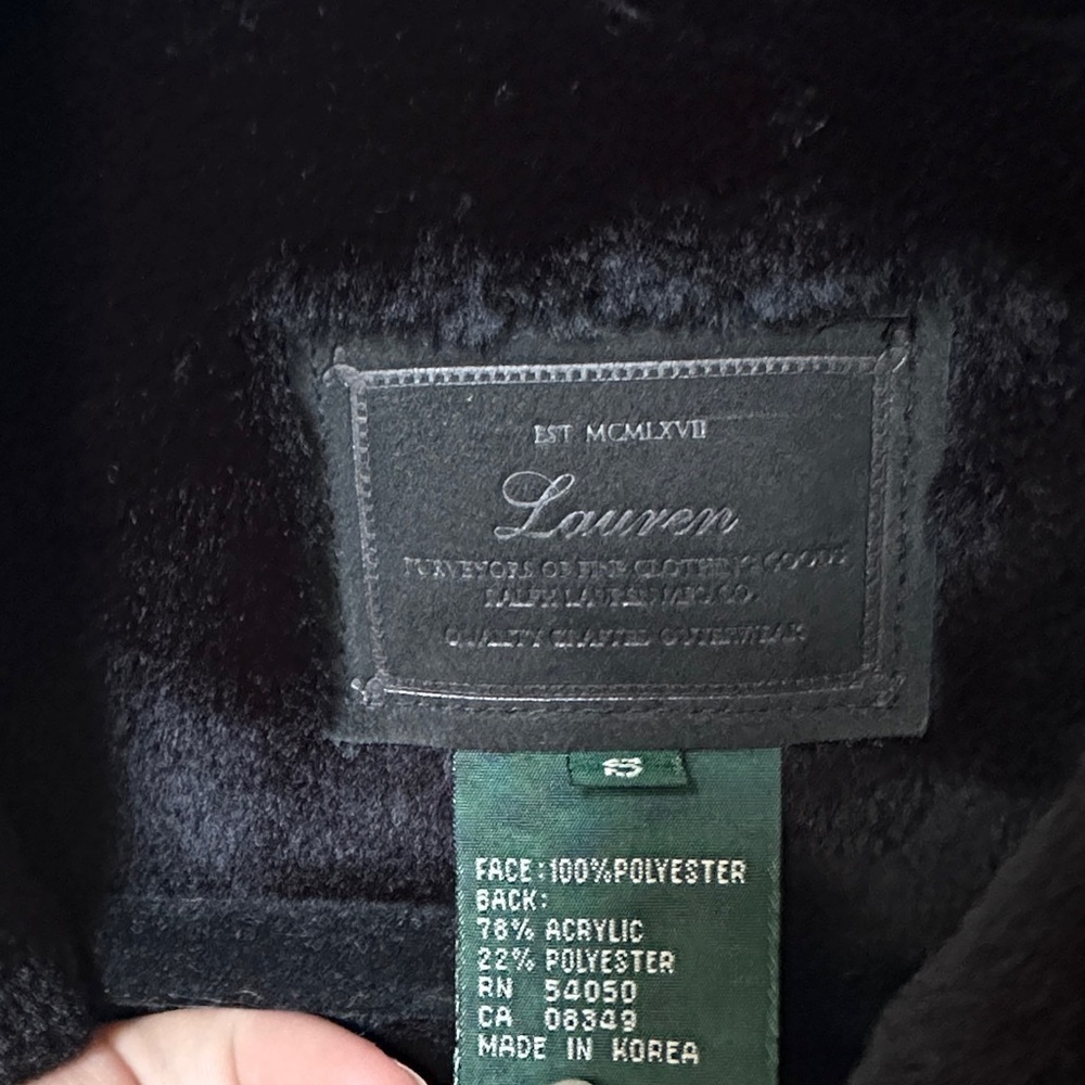 Ralph Lauren Black Label Women's Black Coat with Faux Fur sz small - Picture 3 of 9